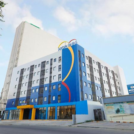 Hop Inn Hotel Iloilo Exterior foto